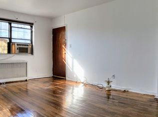 6767A 136th St #A, Flushing, NY 11367