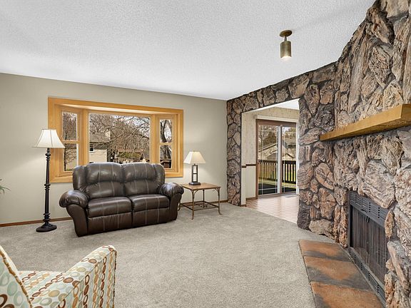 5th image of 7444 Aldrich Ct N