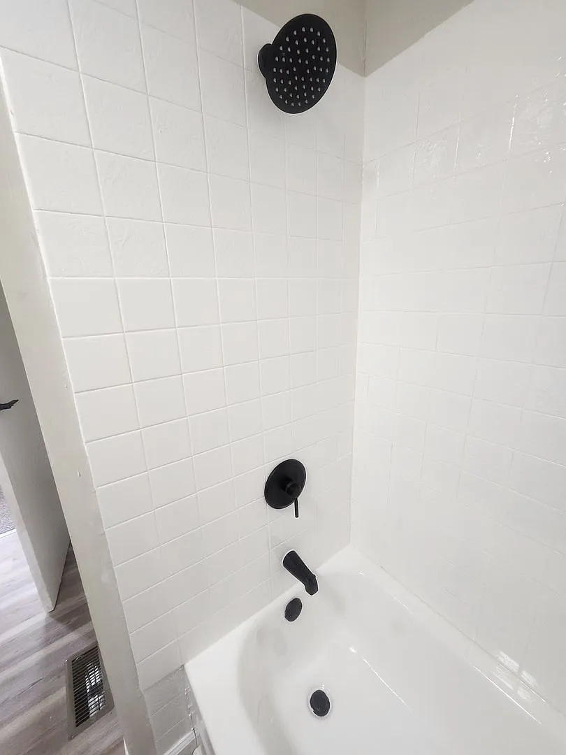 3 bed, 1390 sqft, $1,595 — Photo 3