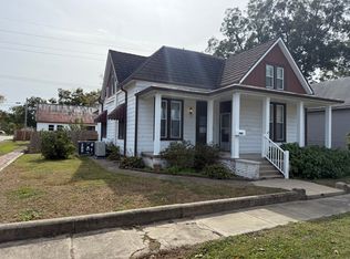 744 E 2nd St, Mount Vernon, IN 47620