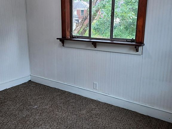 Office - blind to be installed on window
