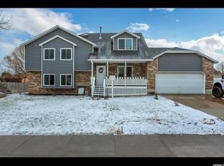 2581 W Cherry Grove Way, South Jordan, UT 84095