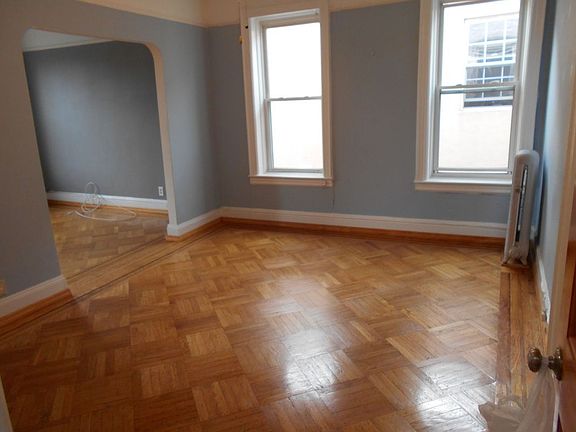 4th image of 2128 21st St