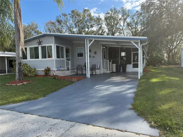 38614 Monet Dr, Zephyrhills, FL 33540