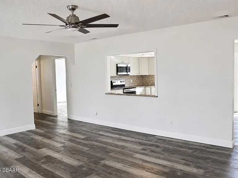 3120 Juniper Dr — Photo 5