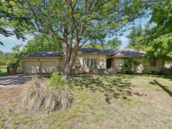 3249 N Hood Ct, Wichita, KS 67204