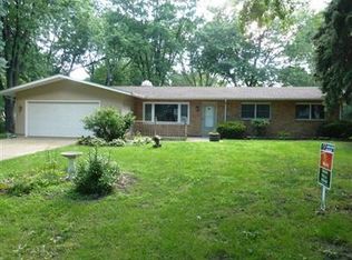 810 N Vaughn Dr, Kankakee, IL 60901