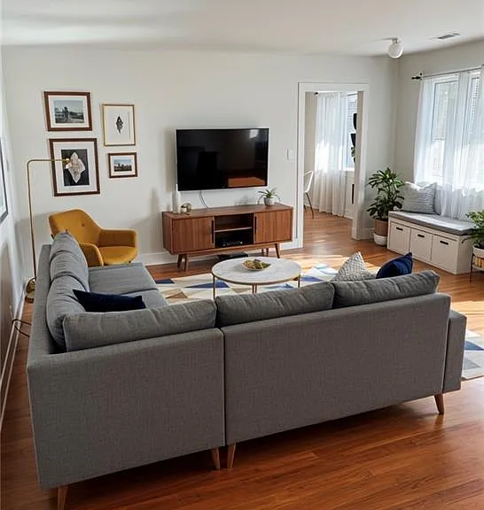 1685 Chevron Way #1 — Photo 1