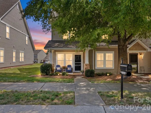 1012 Laparc Ln, Indian Trail, NC 28079