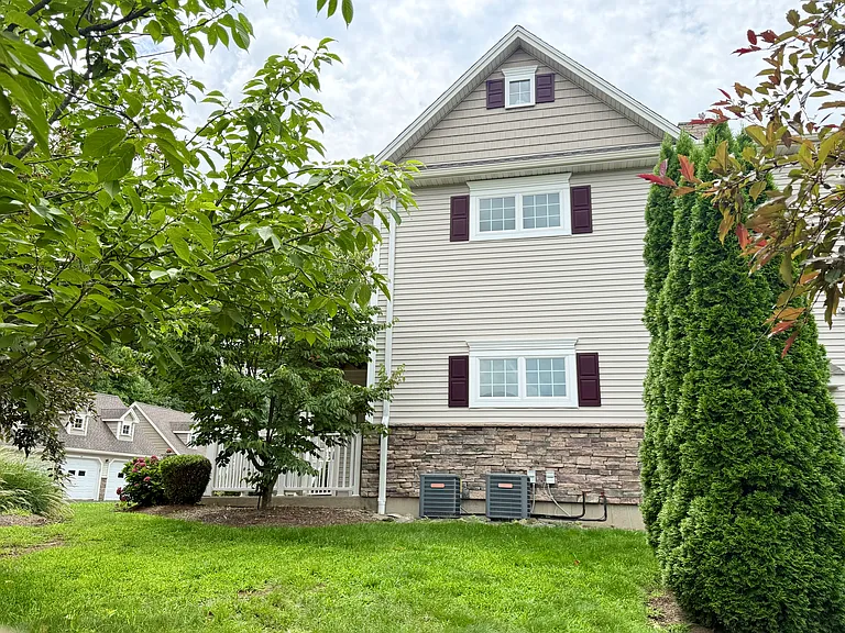 95 S Ridge Ln #F101 — Photo 6