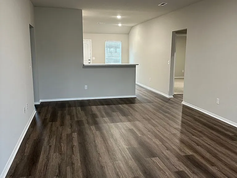 70 Swayze Rhys Ln — Photo 4
