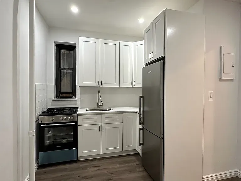 70 Clark St #2C — Photo 5