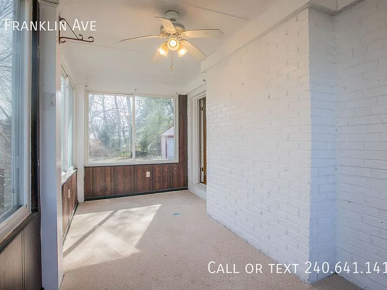 8 Franklin Ave — Photo 14