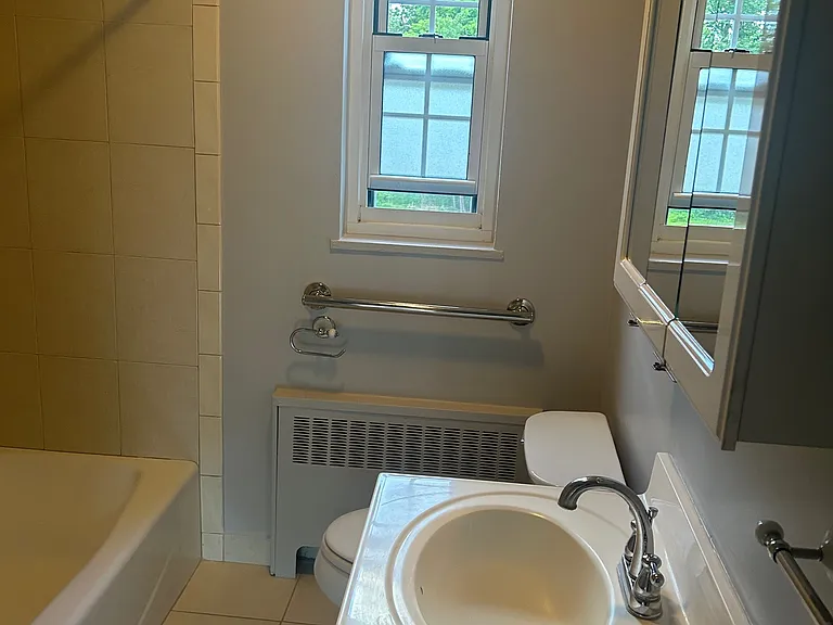 Wedgewood Manor — Photo 24
