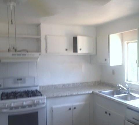 3rd image of 2043 Sweetwater Dr