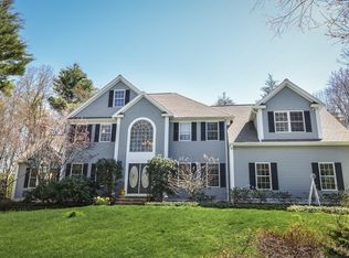 27 Estabrook Ln, Berlin, MA 01503