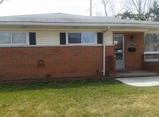 29229 Everett St, Southfield, MI 48076