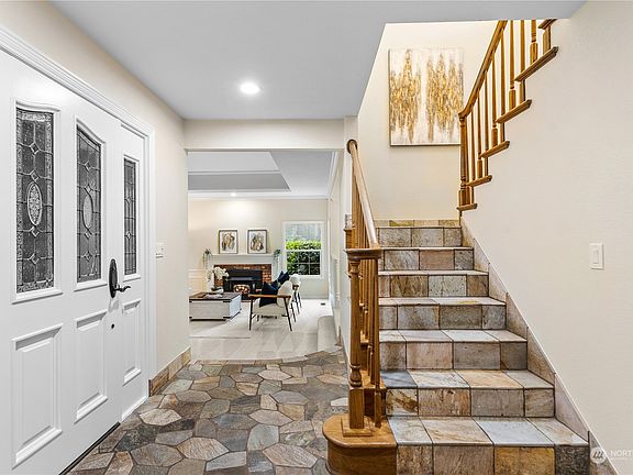 2nd image of 15414 NE 176th Place