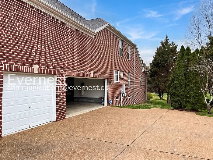 743 Rolling Fork Dr — Photo 30
