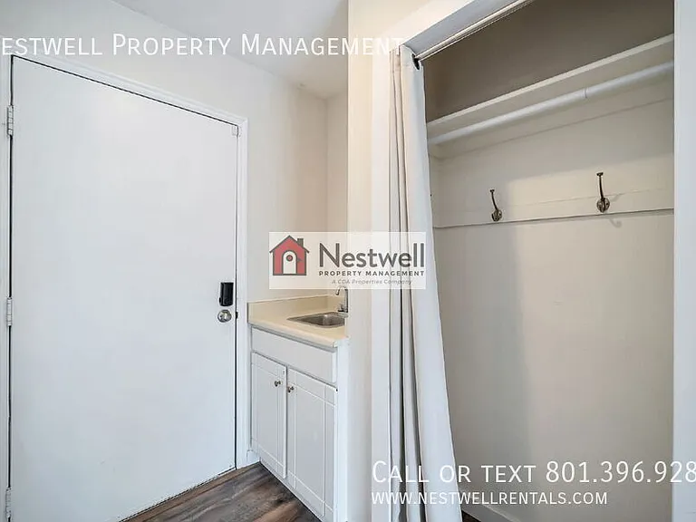 659 W Halifax Ct — Photo 12