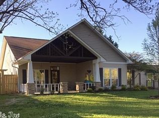 300 River Rd, Redfield, AR 72132