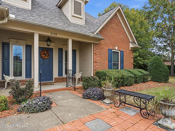 3rd image of 2578 Lamar Pl