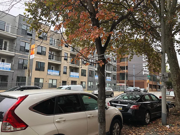 1521-23 W Girard Ave #1O5 — Photo 22