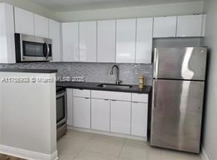 35 NE 13th St, Fort Lauderdale, FL 33304