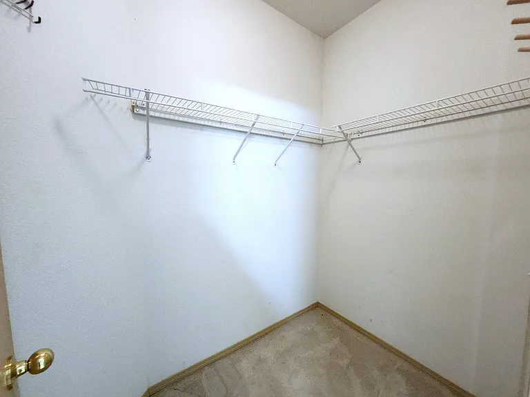 1598 Seasons Ln NW — Photo 9