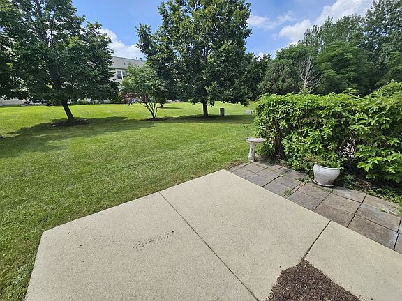 5th image of 4029 Boulder Ct #4029