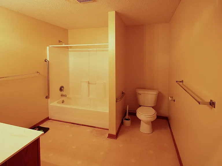 Bluestone — Photo 4