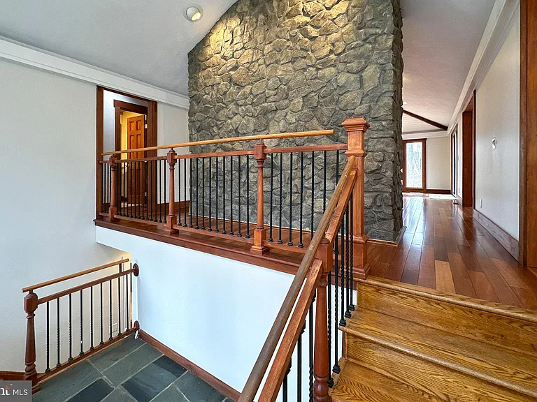 19 Ridgeview Rd — Photo 9