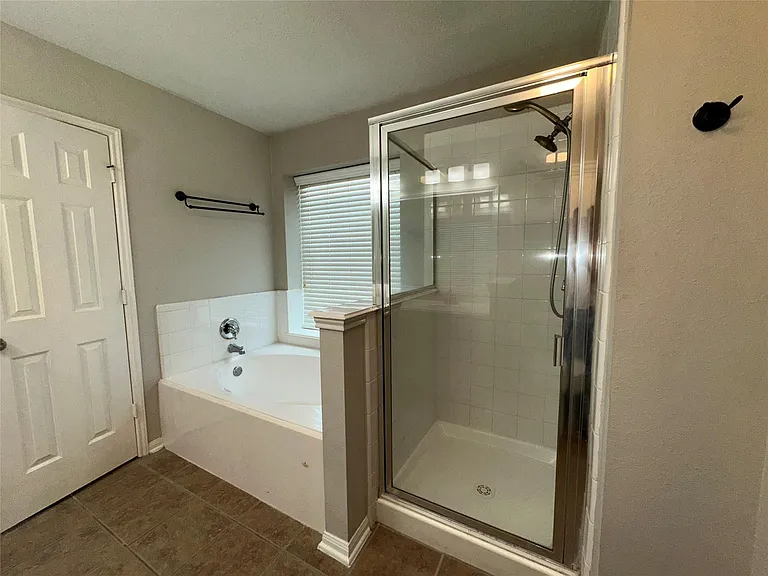 3715 Humble Dr — Photo 15