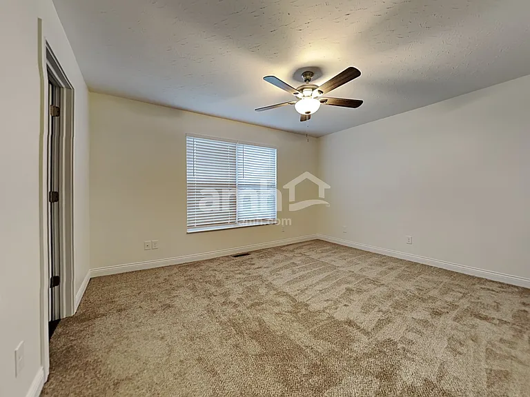10323 Savannah Ct — Photo 11