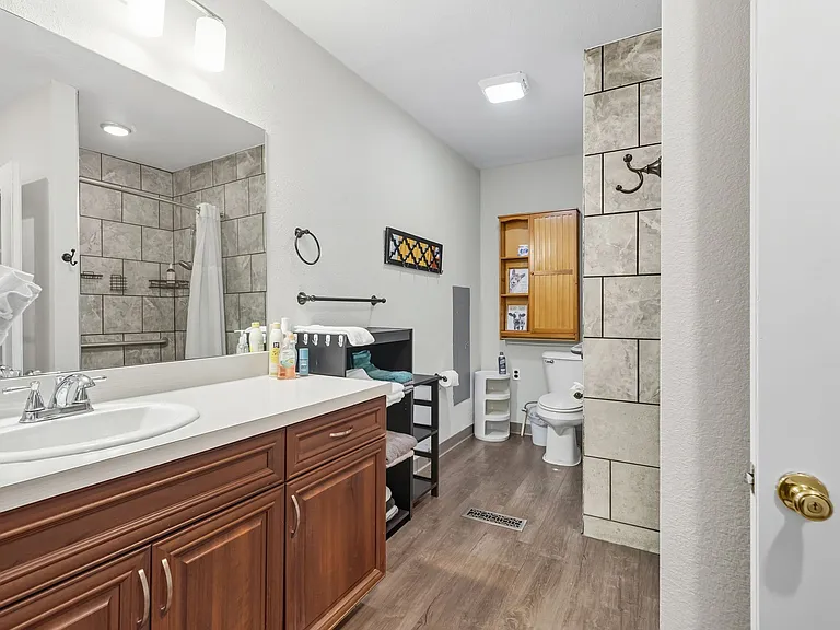 2891 Sunnyview Dr — Photo 17