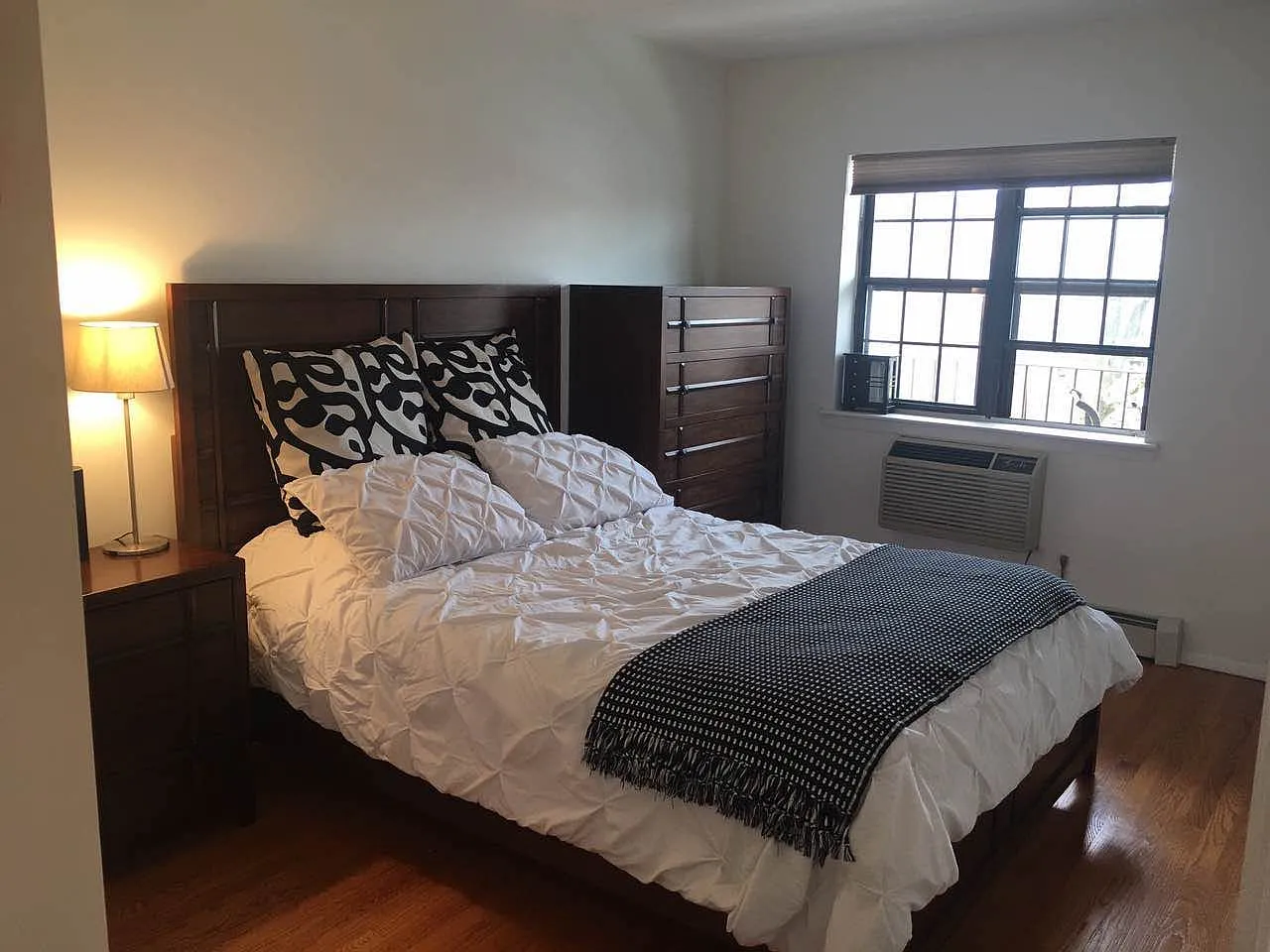 1 bed, 550 sqft, $2,000 — Photo 1