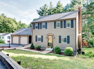 5 Phyllis Rd, Foxboro, MA 02035