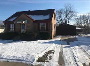 1213 Lombard Ave, Racine, WI 53402