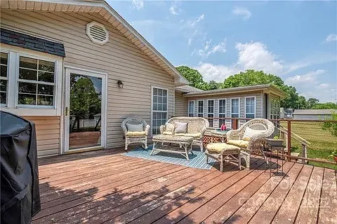 295 Ellis Road Loop — Photo 10