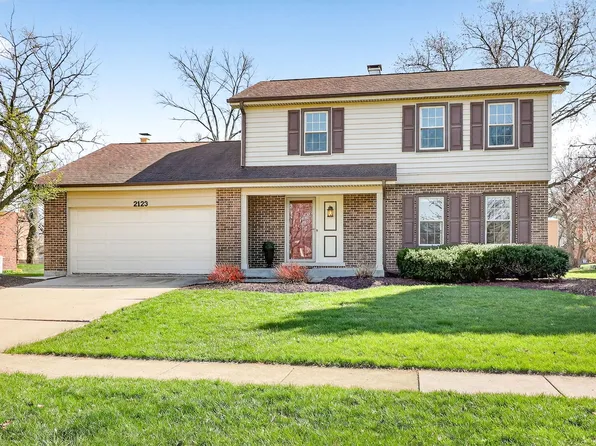 2123 Green Valley Rd, Darien, IL 60561