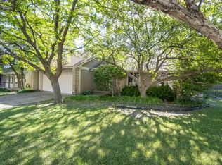 1930 S Lori Ln, Wichita, KS 67207