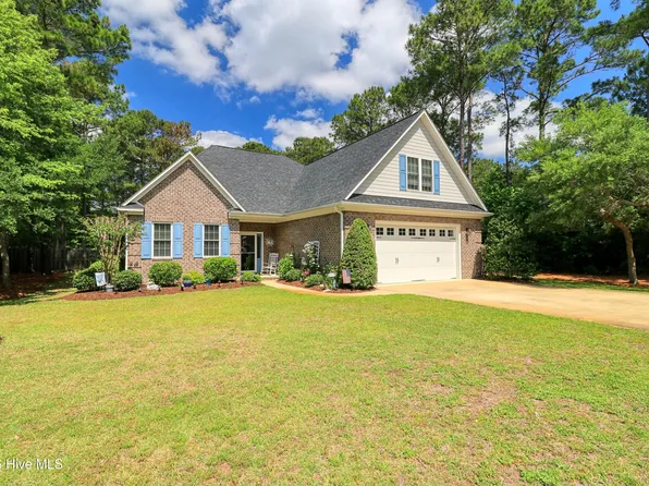 207 Westminster Way, Hampstead, NC 28443