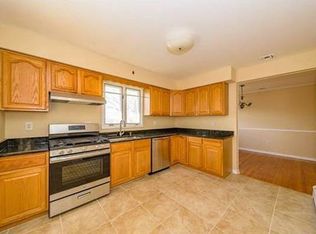 32 Austin Ave, Somerset, NJ 08873