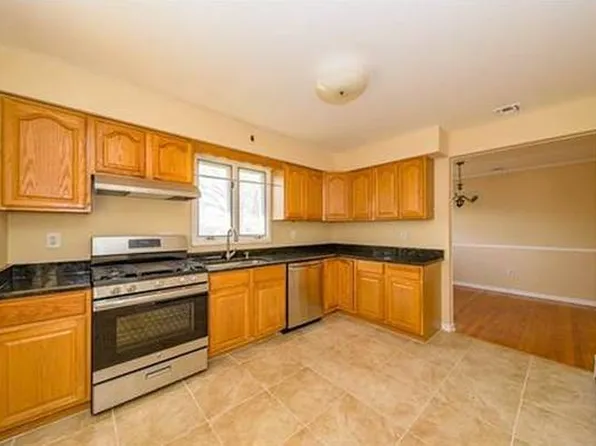 32 Austin Ave, Somerset, NJ 08873