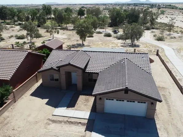 11701 McCollough St, Wellton, AZ 85356