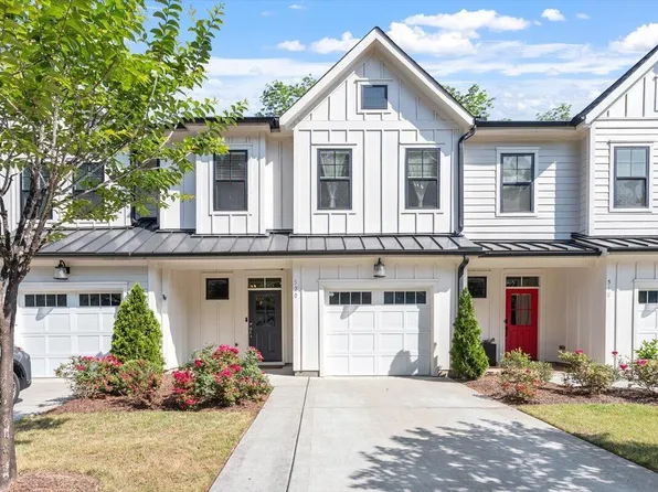 520 Wood St, Cary, NC 27513