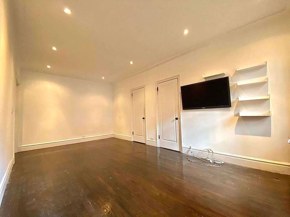 1st image of 253 W 16th St #2DA