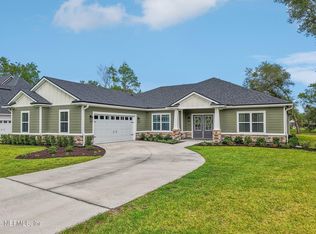 3515 Oglebay Dr, Green Cove Springs, FL 32043