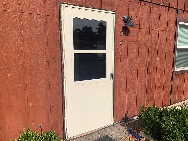 2811 W Olive St — Photo 13