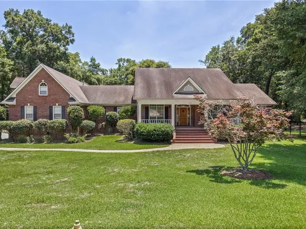 234 Autumn Dr, Saraland, AL 36571
